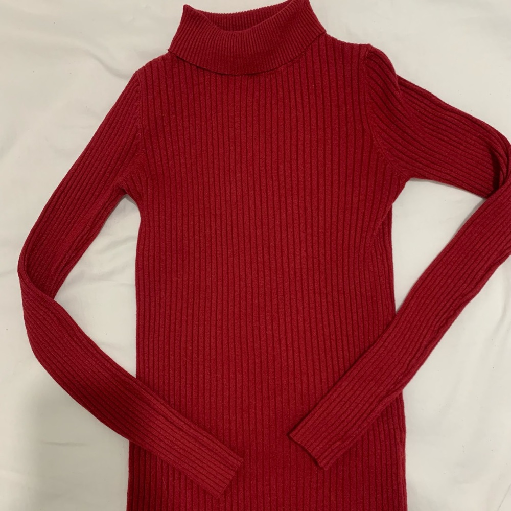 Red Turtleneck Sweater Size M